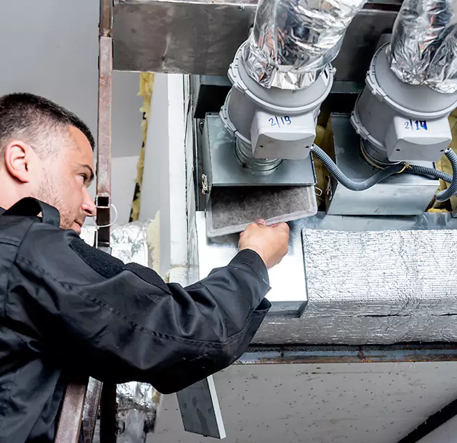 Why Homeowners & Businesses Trust Us in Libertyville, IL?